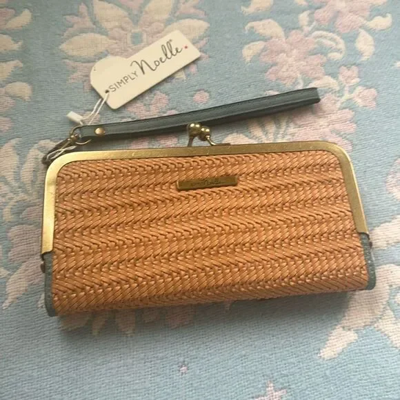 NWT *Simply Noelle* Trifold Weave Snap Clutch Wallet Wristlet - Picture 2 of 10